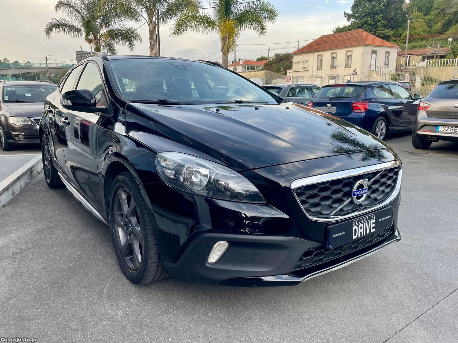 Volvo V40 Cross Country 2.0 D2 Momentum — fotografia 11