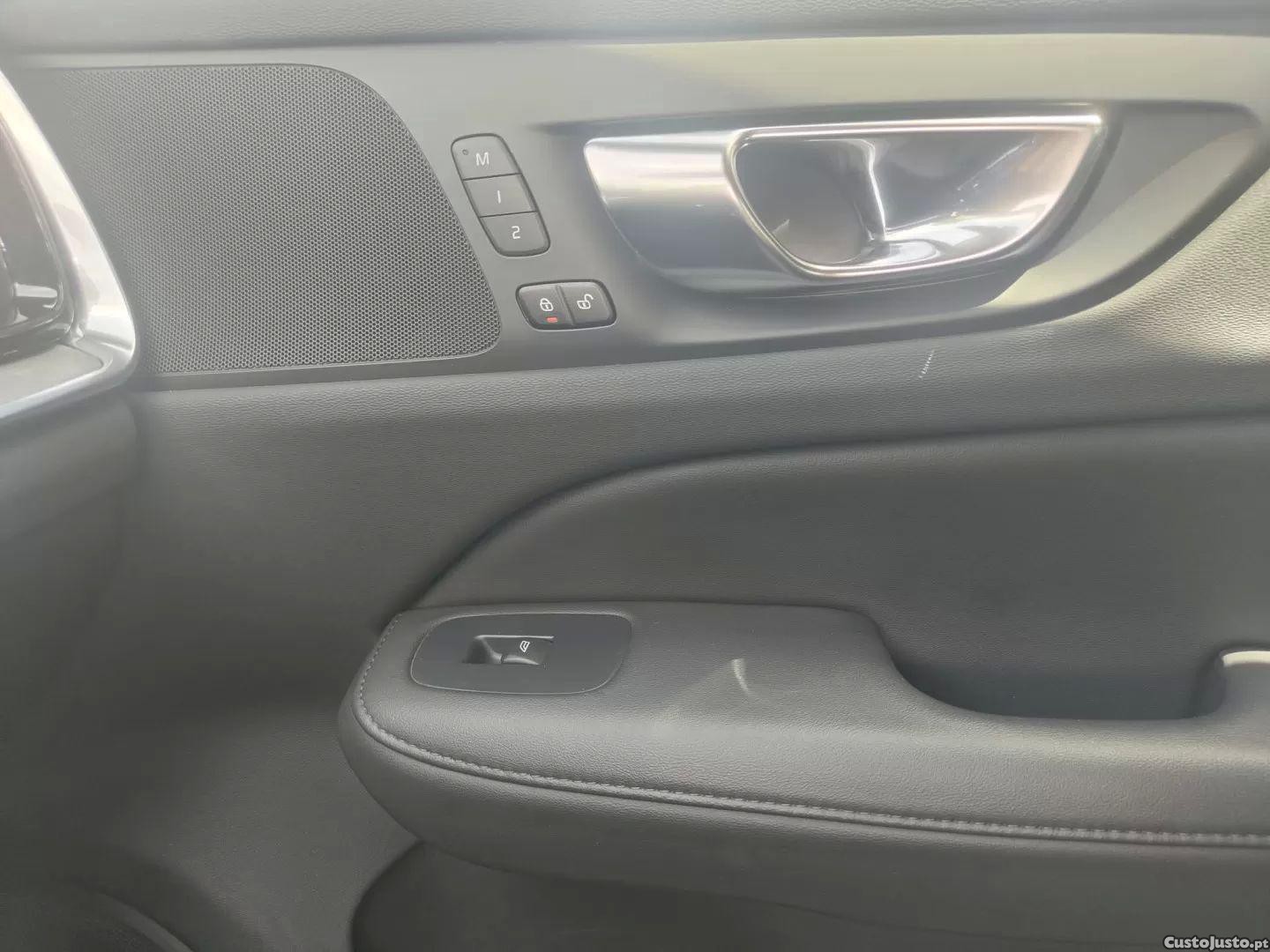 Volvo V60 2.0 t6 awd te plus bright — fotografia 7