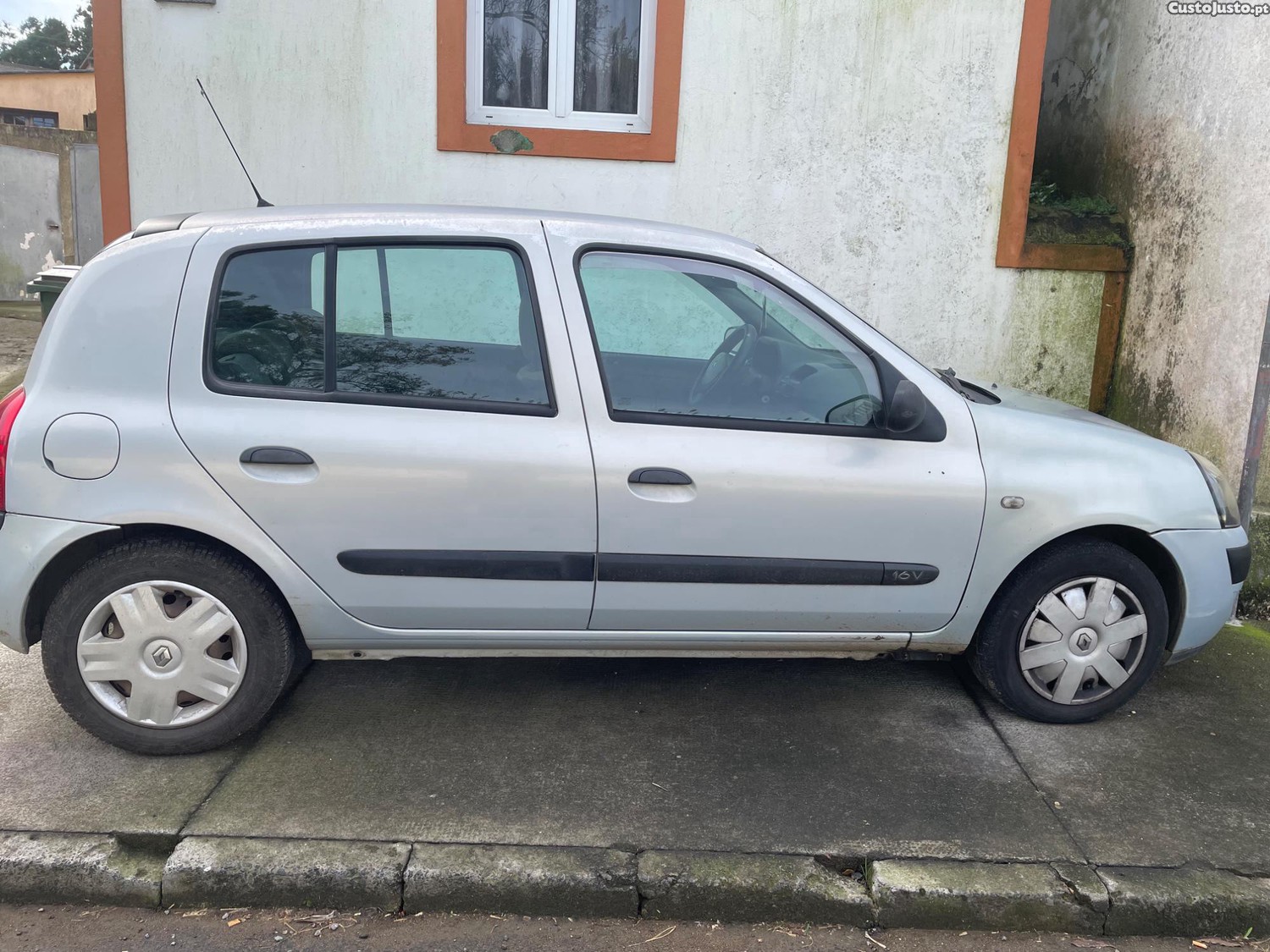 Renault Clio Renault Clio 2004 — photo 5