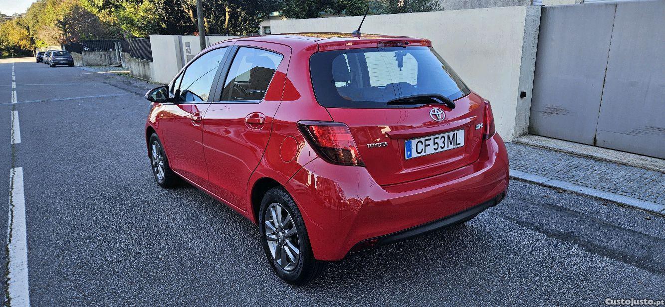 Toyota Yaris 1.33 Comfort — fotografia 7