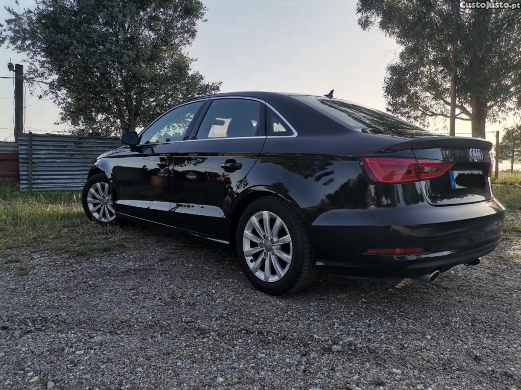 Audi A3 1.6TDI Limousine XENON Reboque — fotografia 10