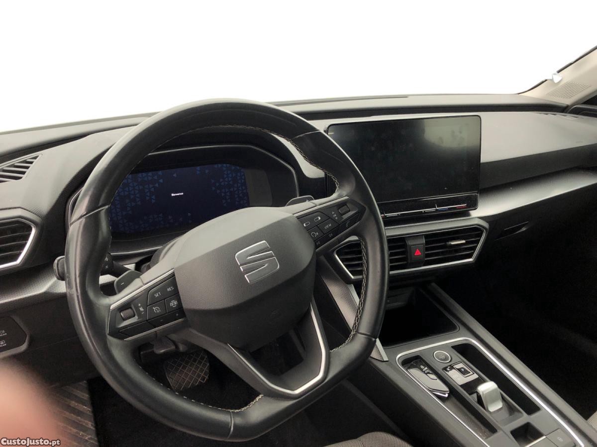 SEAT Leon 2.0 TDi Business DSG — fotografia 3