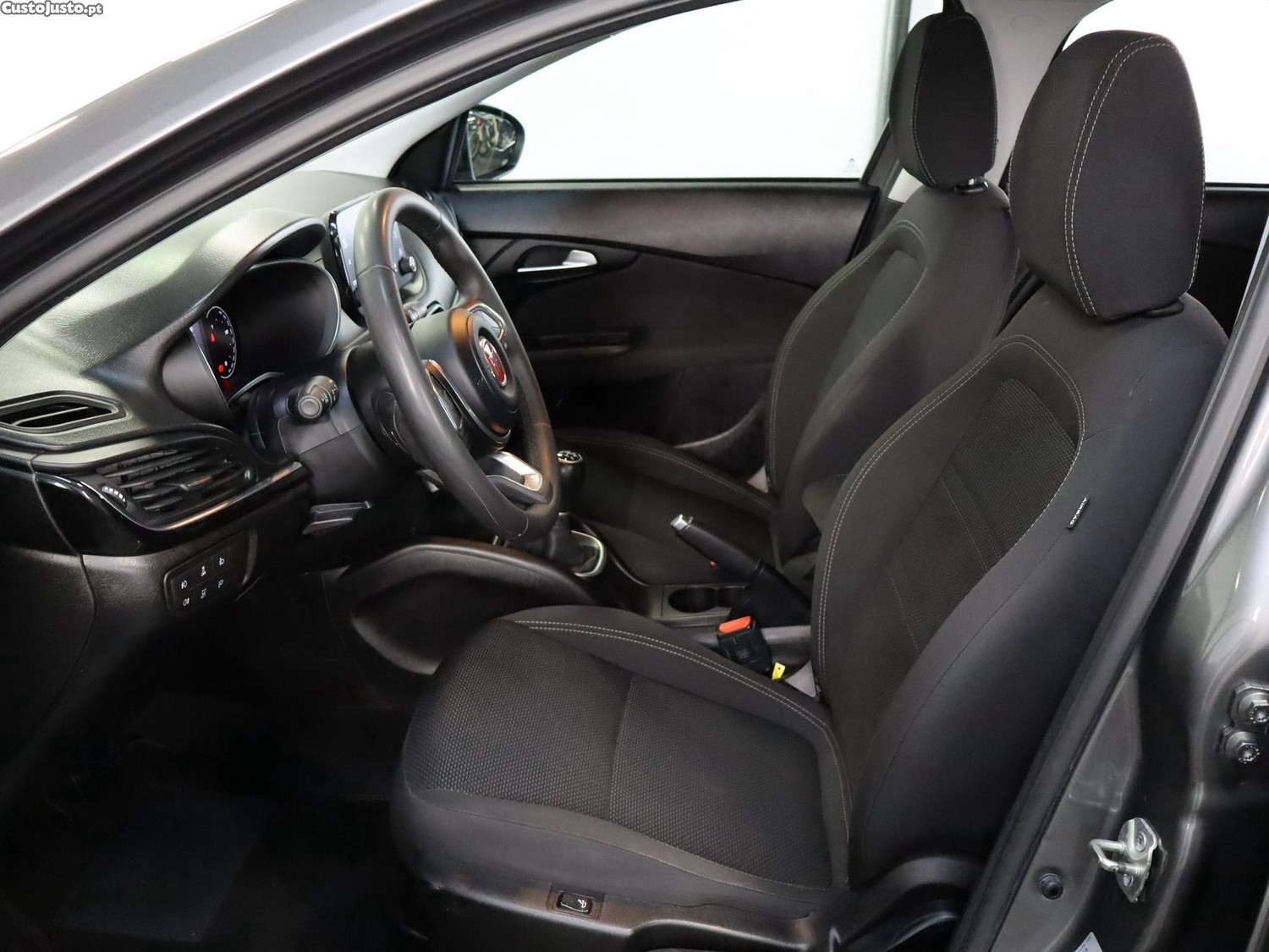 Fiat Tipo 1.3 Multijet City Life — fotografia 10