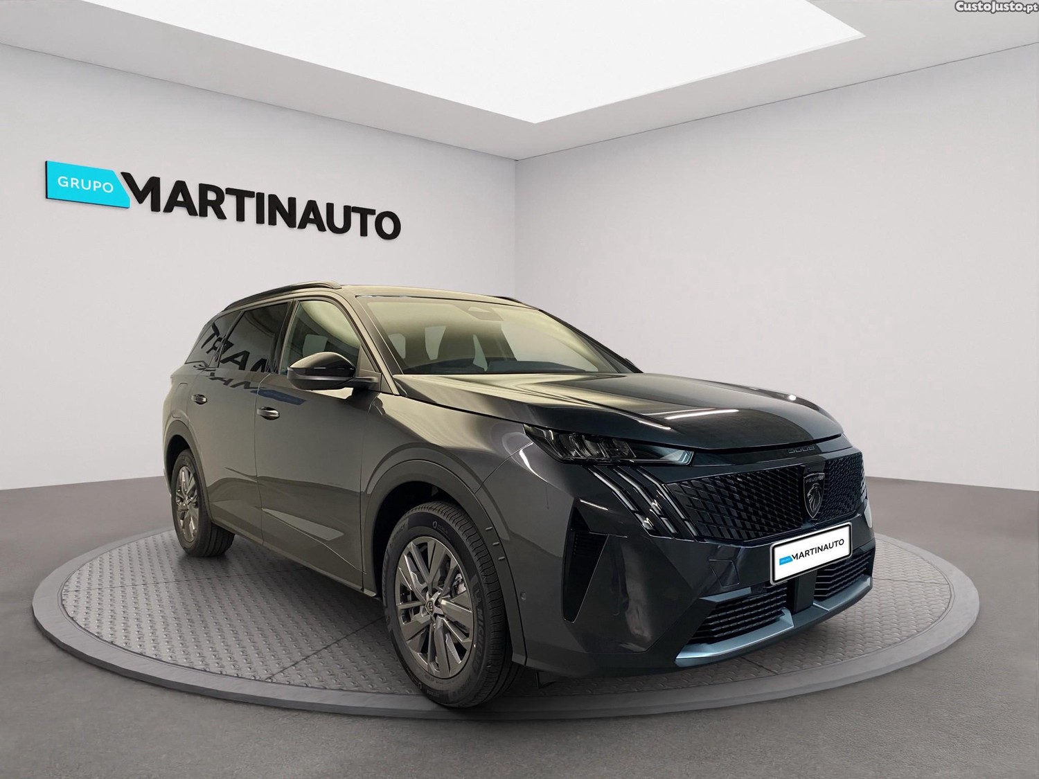 Peugeot 5008 1.2 Hybrid Allure e-DCS6 — fotografia 19