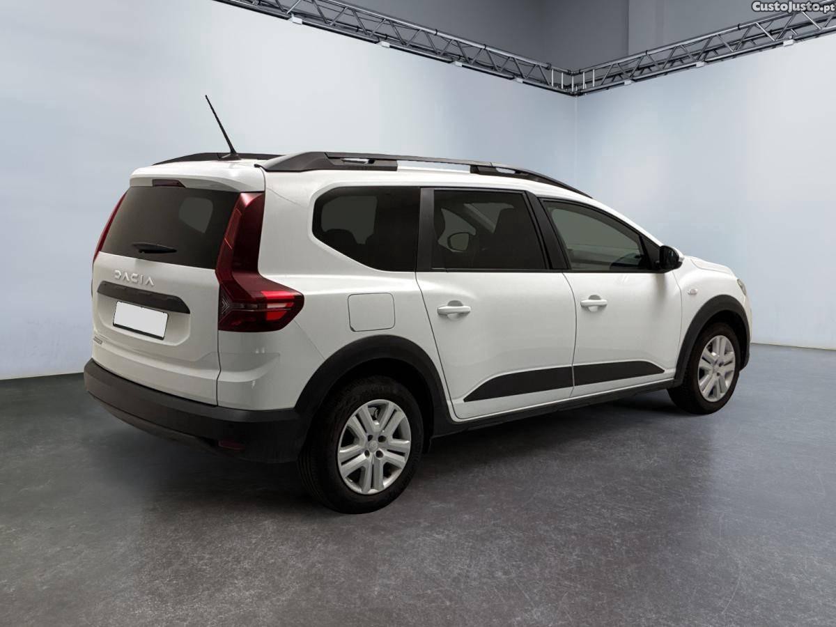 Dacia Jogger 1.0 ECO-G Expression 7L Bi-Fuel — fotografia 7