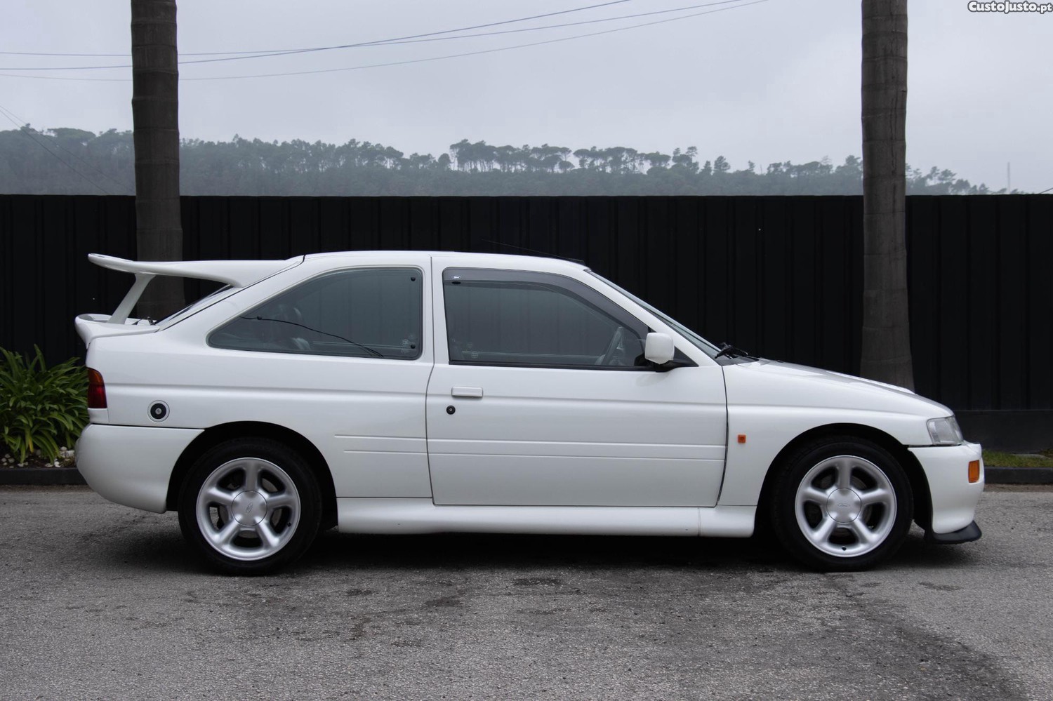 Ford Escort 2.0I RS Cosworth — fotografia 7