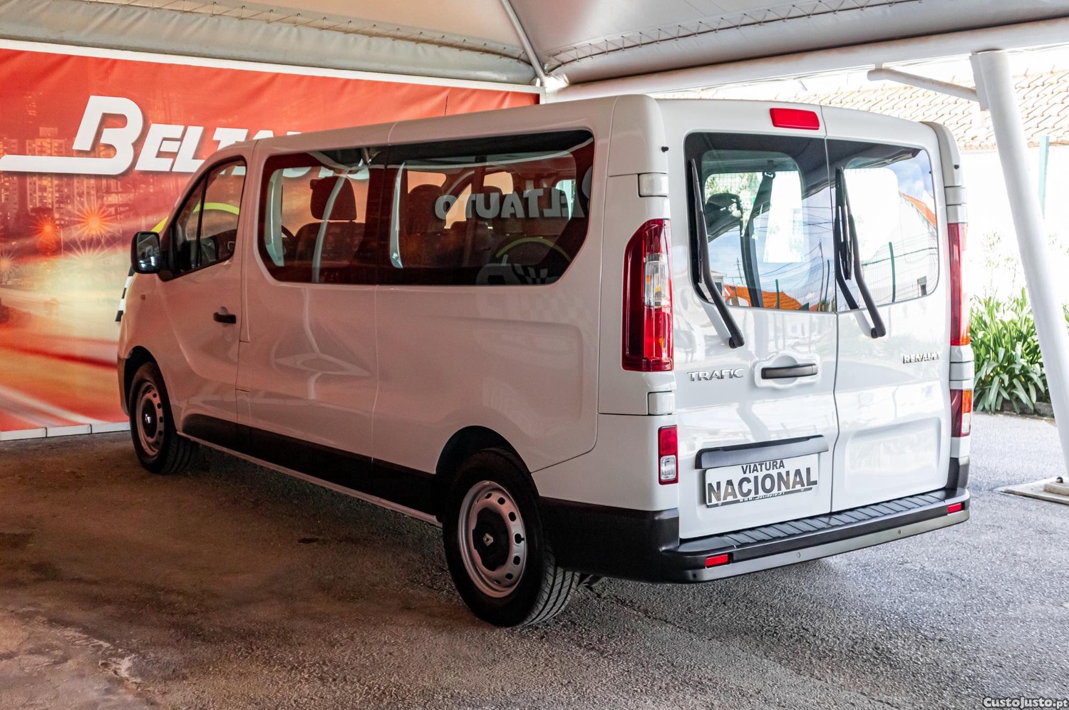 Renault Trafic 2.0 Dci L2H1 9 Lugares — fotografia 15