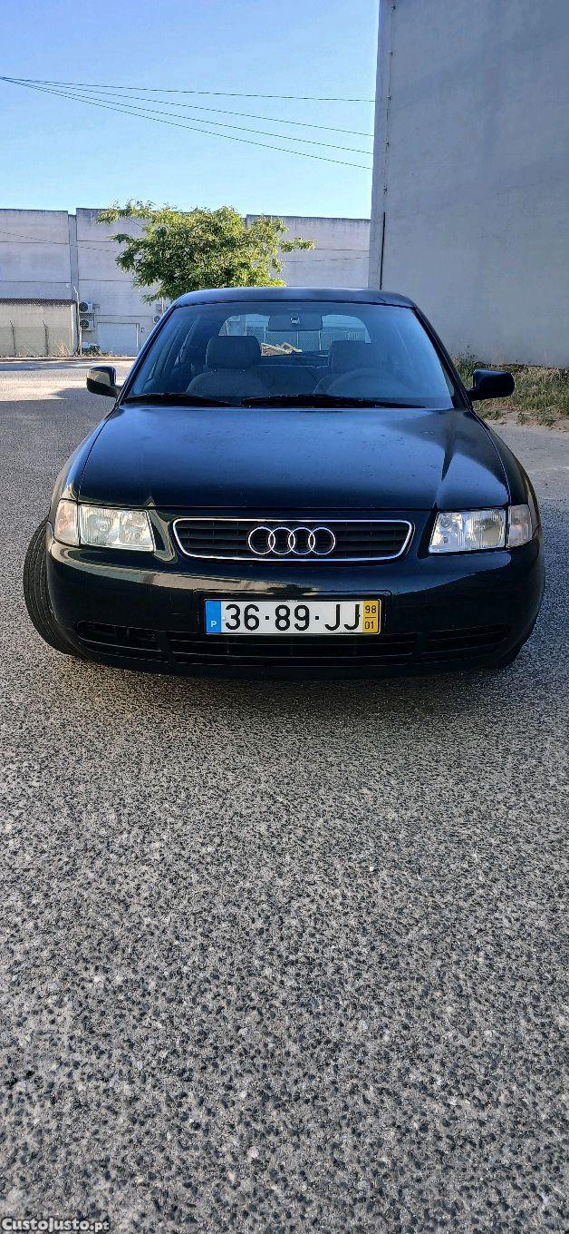 Audi A3 1.8 — fotografia 11