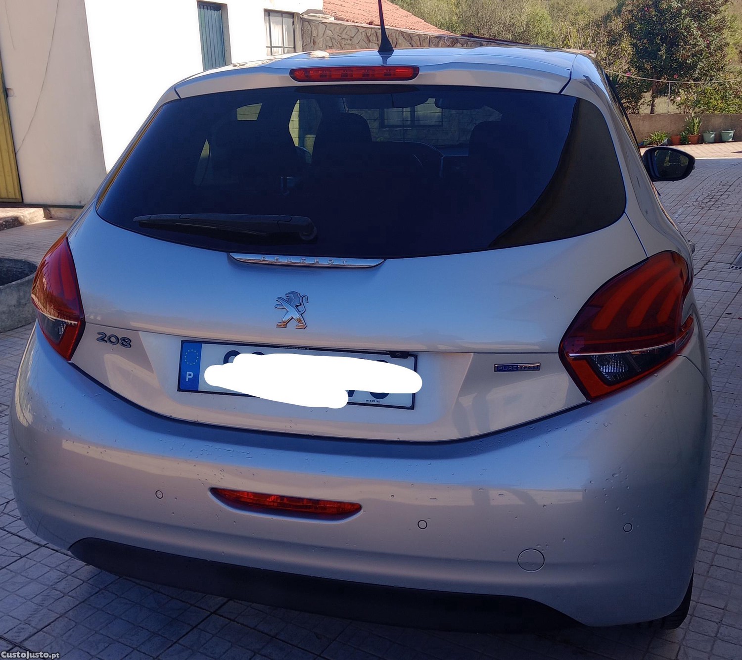 Peugeot 208 1.2 Style — photo 2