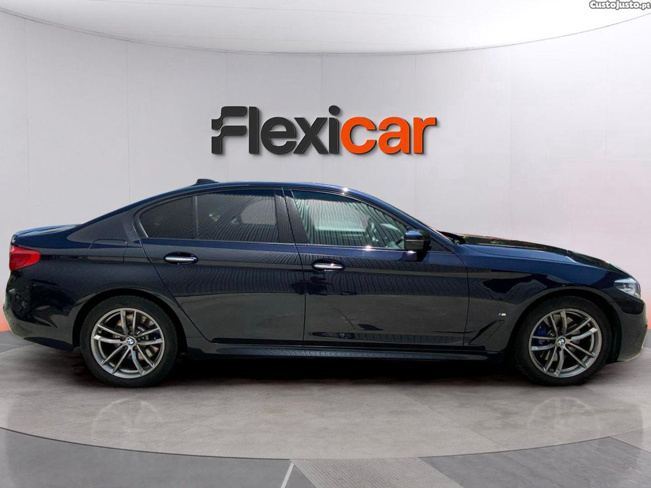 BMW 530 iPerformance Pack M — fotografia 20