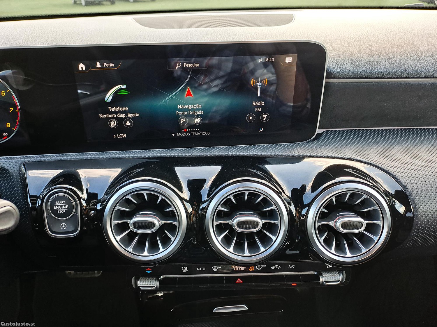 Mercedes-Benz A 200 7G-DCT AMG LINE 163CV GASOLINA 2019 — fotografia 11