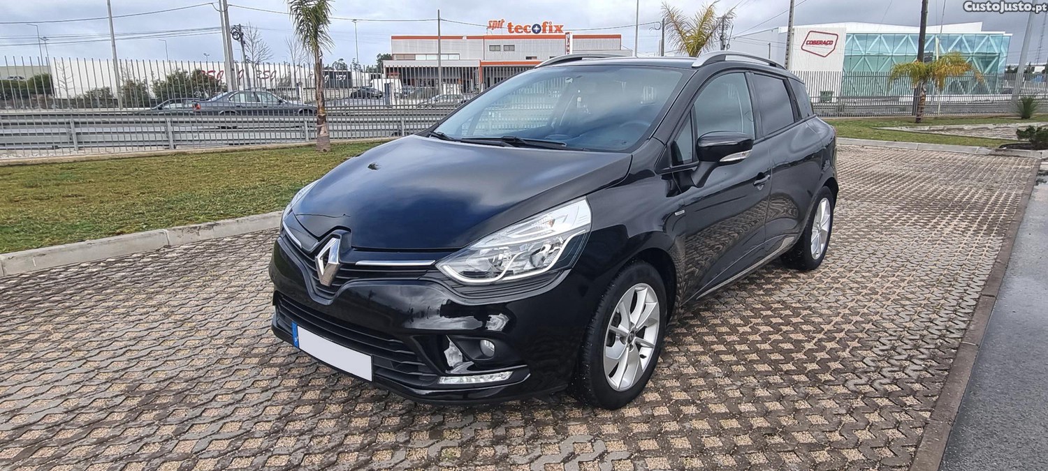 Renault Clio IV BREAK LIMITED 1.5 — fotografia 12