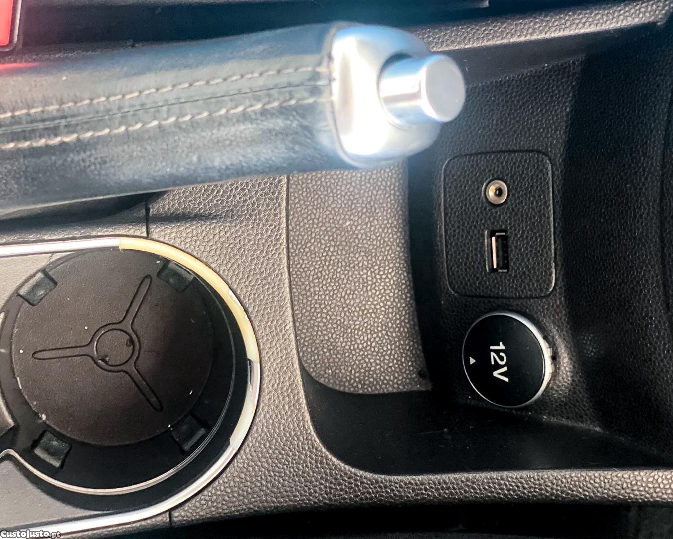 Ford Fiesta Titanium — fotografia 6