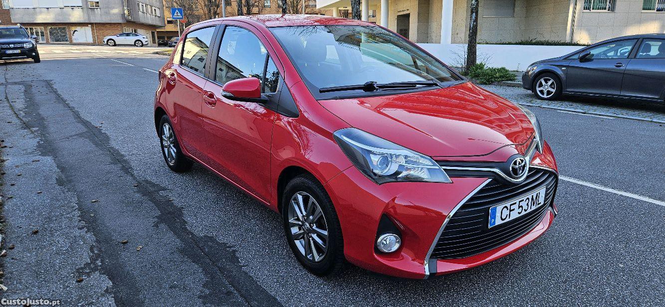 Toyota Yaris 1.33 Comfort — fotografia 8