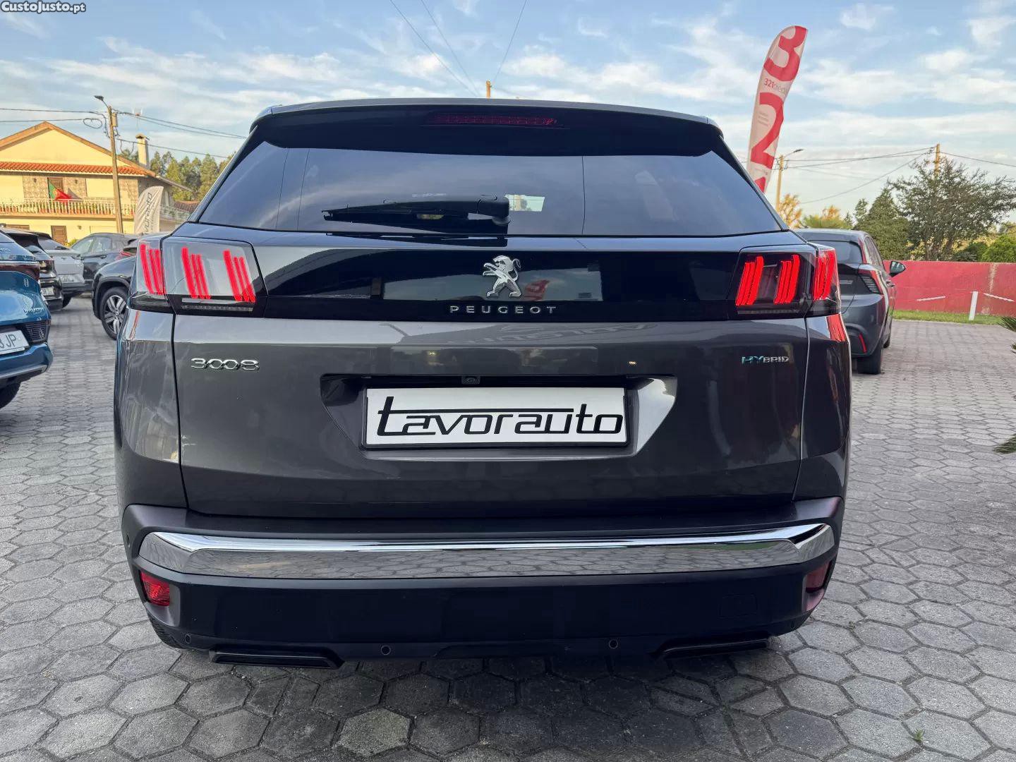 Peugeot 3008 1.6 hybrid allure pack e-eat8 — fotografia 24