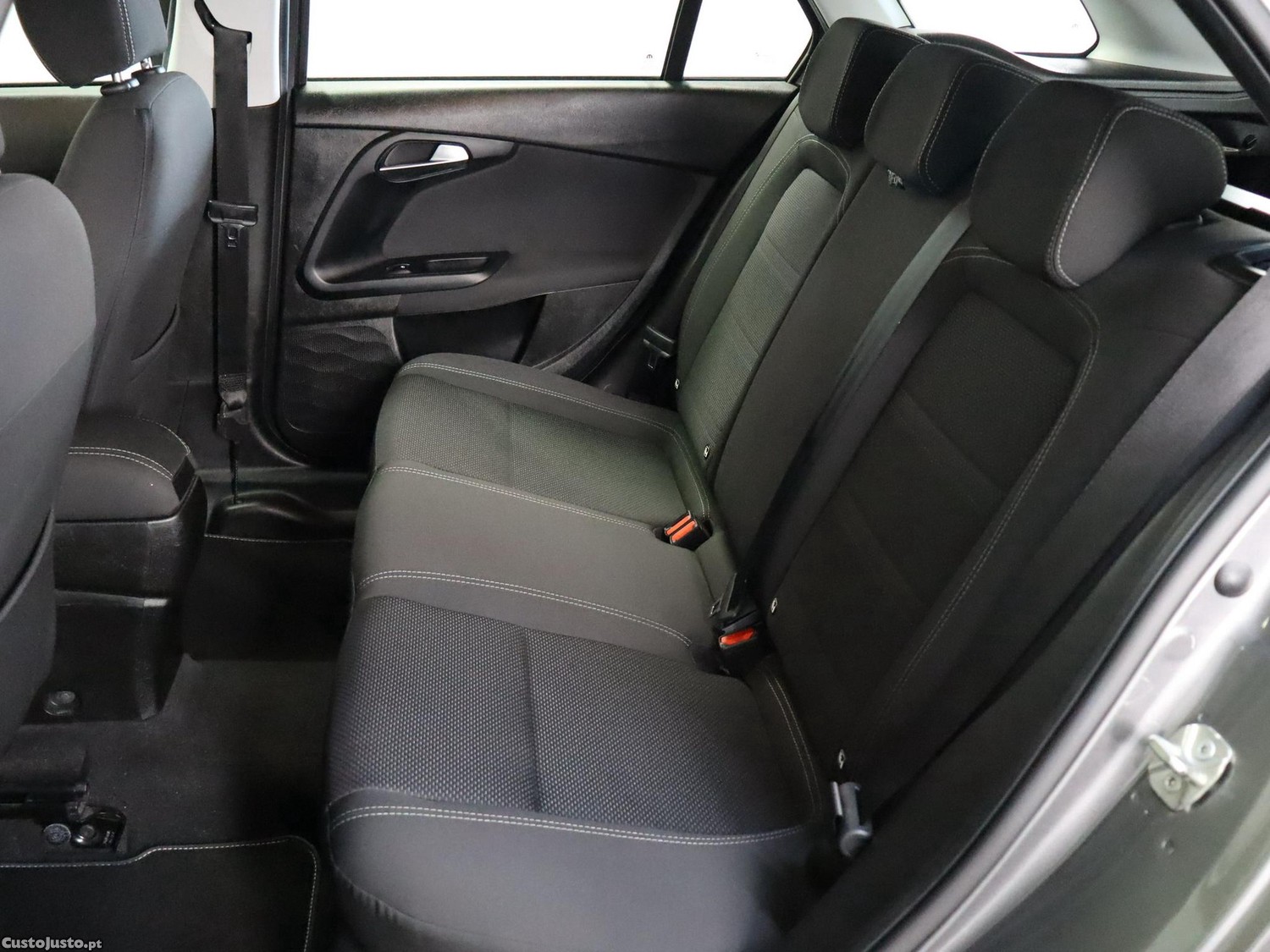 Fiat Tipo 1.3 Multijet City Life — fotografia 9