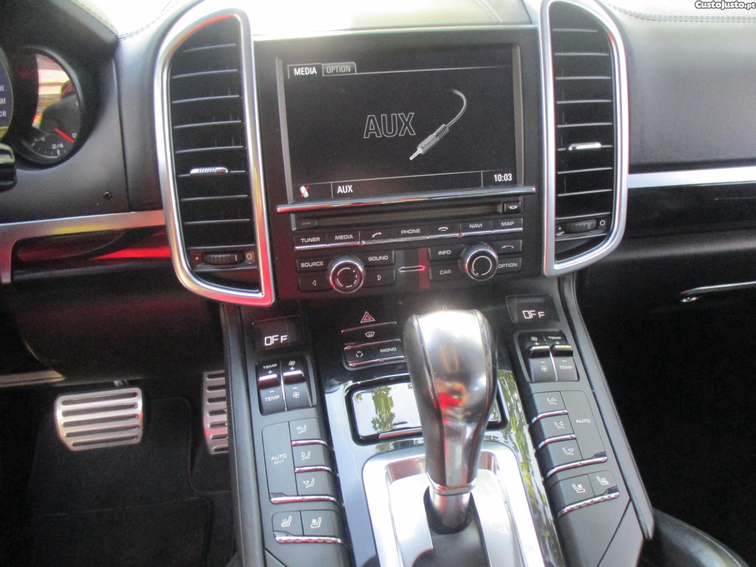 Porsche Cayenne S Hybrid — fotografia 9