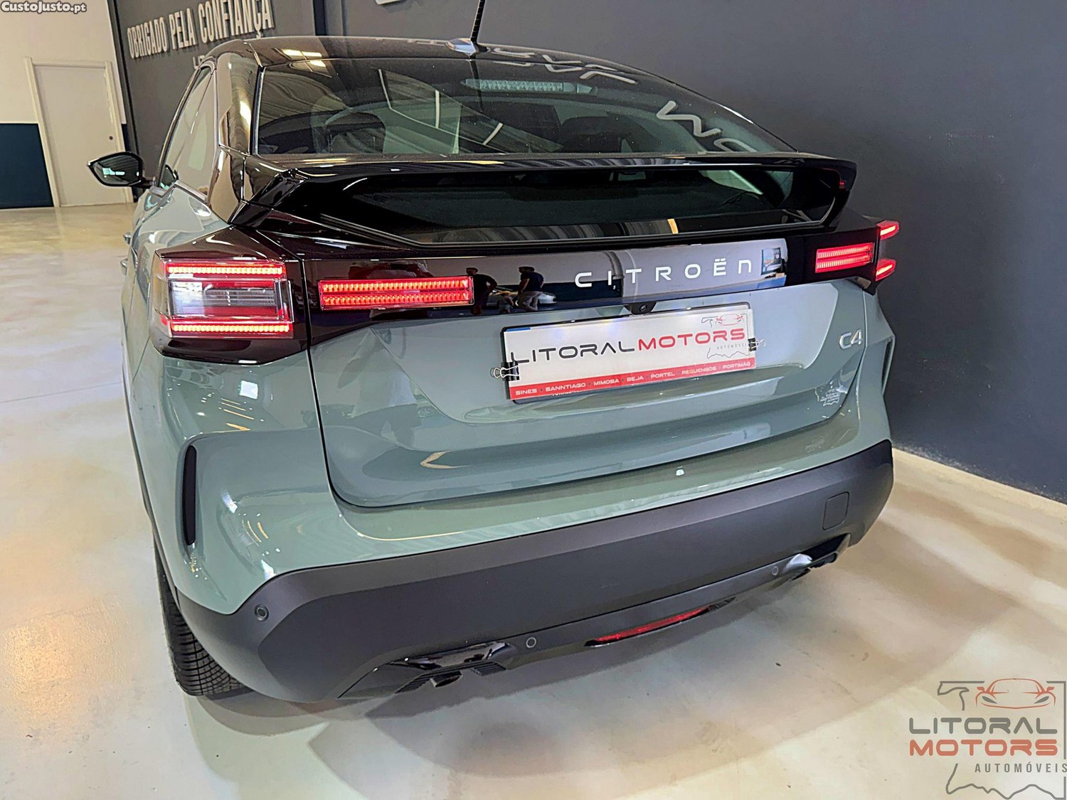 Citroën C4 1.2 Hybrid Plus e-DSC6 — fotografia 17