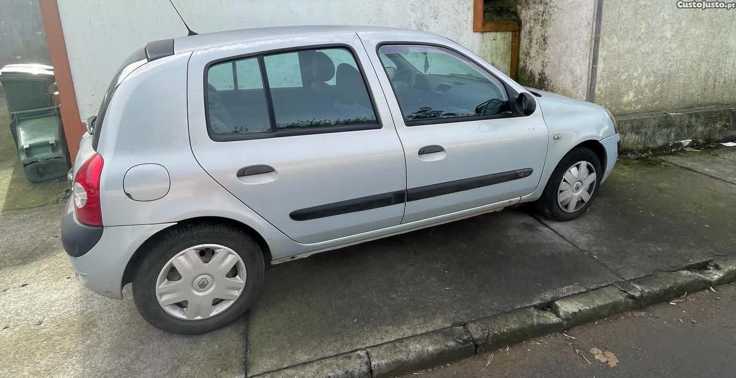 Renault Clio Renault Clio 2004 — photo 3