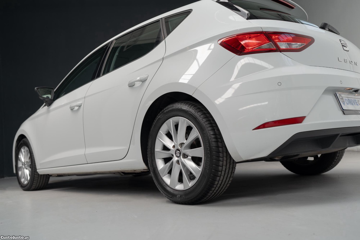 SEAT Leon 1.0 EcoTSI Style — fotografia 8