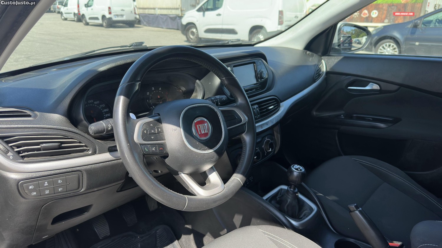 Fiat Tipo Station wagon 1.6 multijet 120 Cv de 2017 apenas 89.000 km — fotografia 7