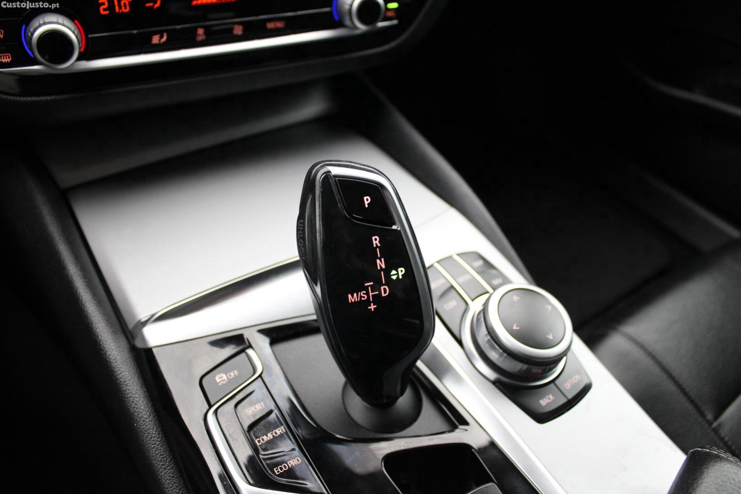 BMW 518 D (AUTO) — fotografia 12