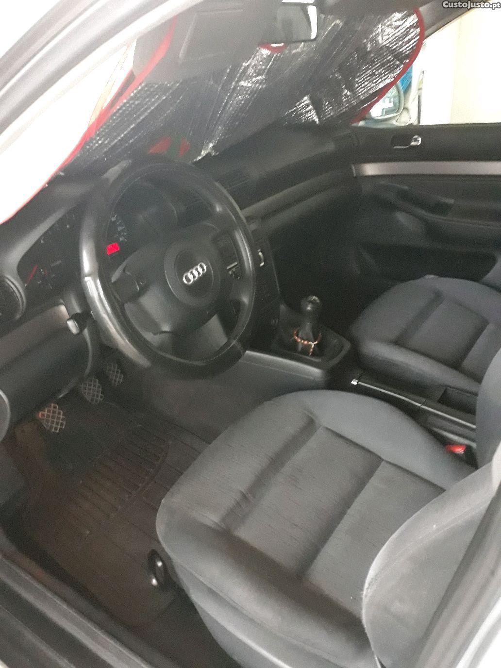 Audi A4 A4 B5 — photo 2
