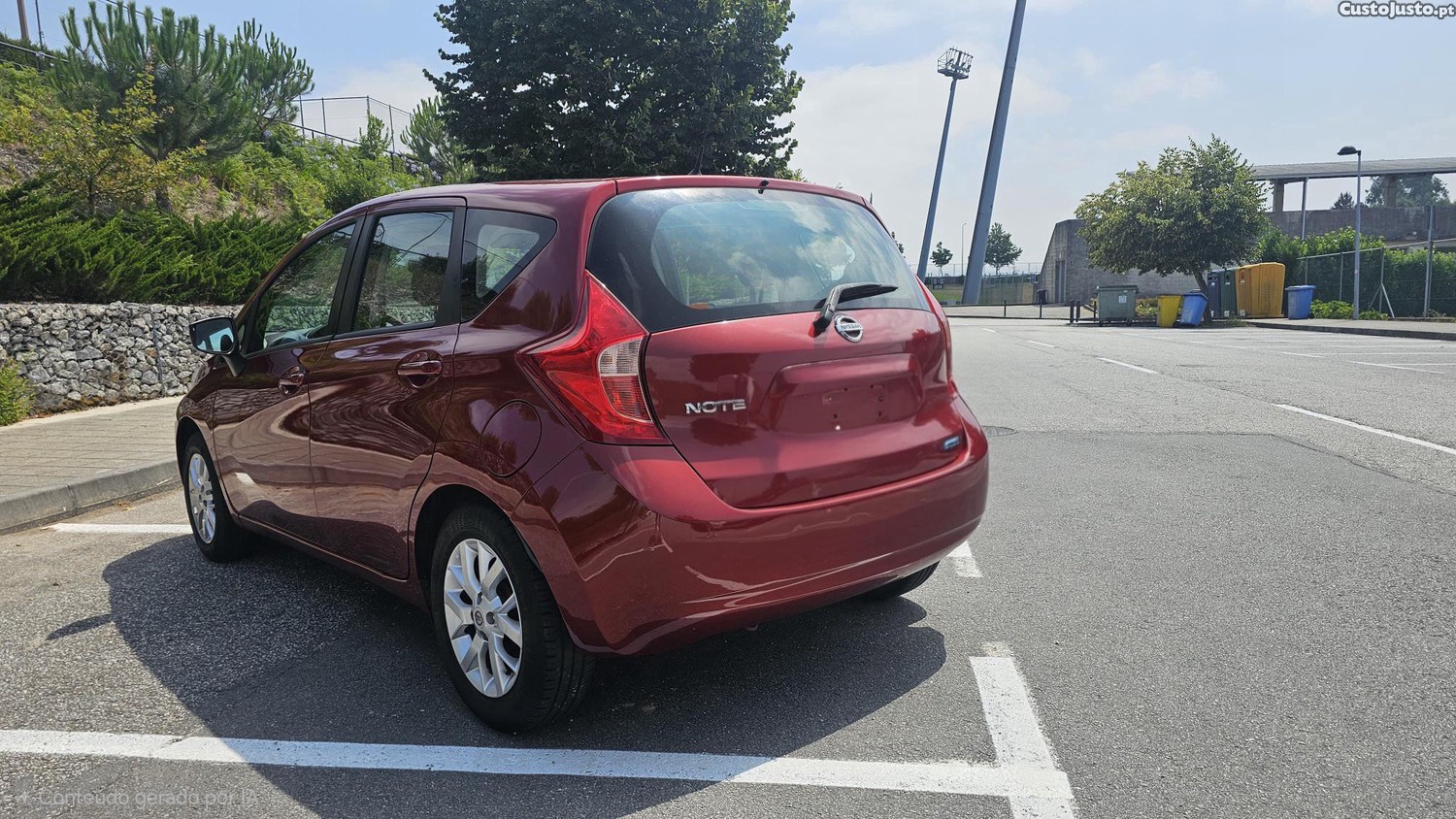Nissan Note 1.2 Acenta — fotografia 5