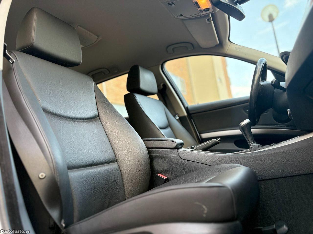 BMW 320 D 163CV SPORT — fotografia 5