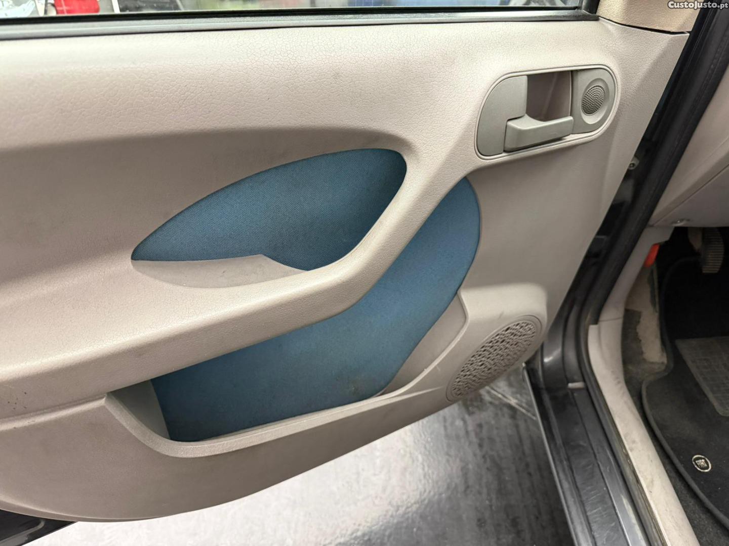 Fiat Panda 1.3 D MJET — fotografia 8