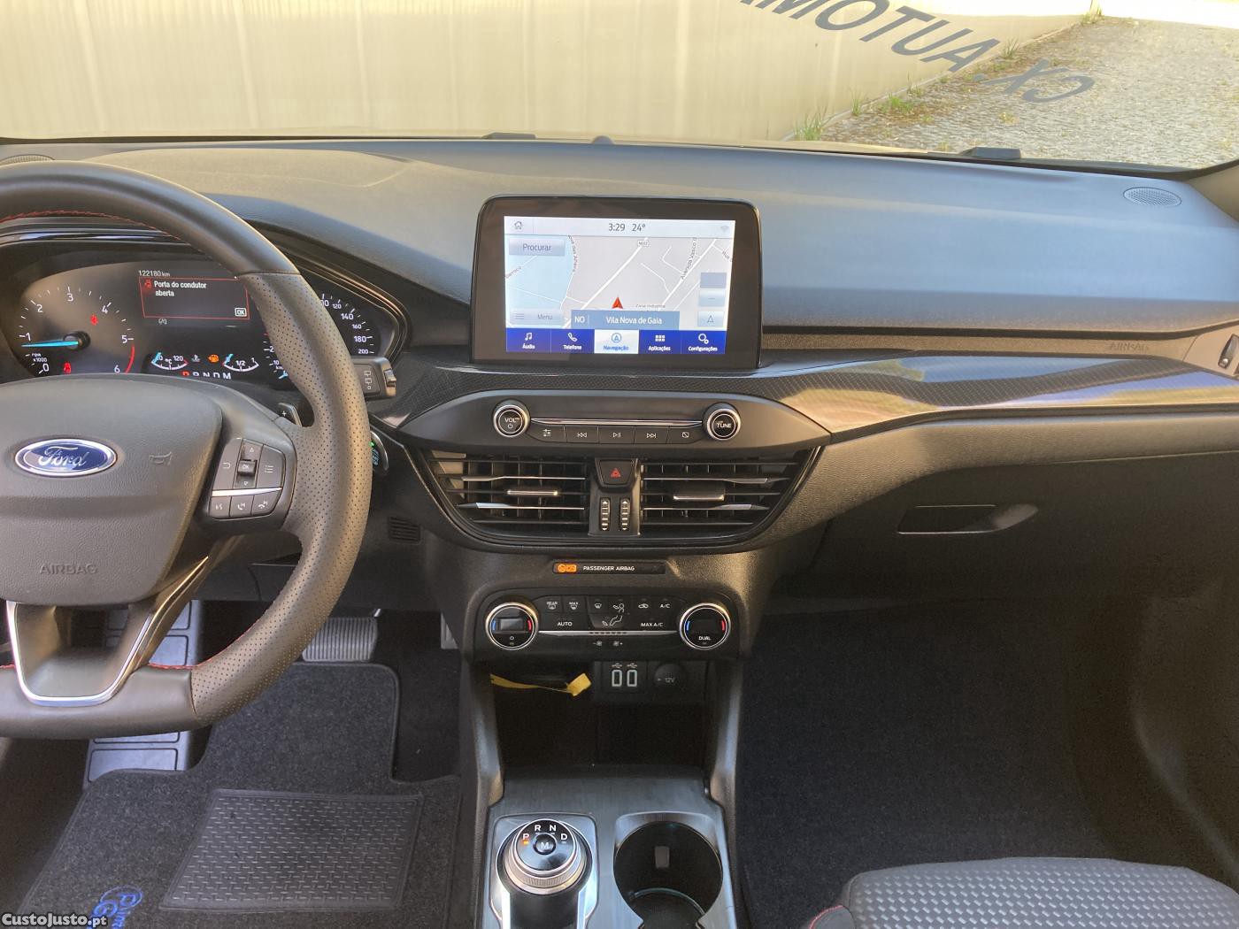 Ford Focus 1.5 TDCi EcoBlue ST- — fotografia 13