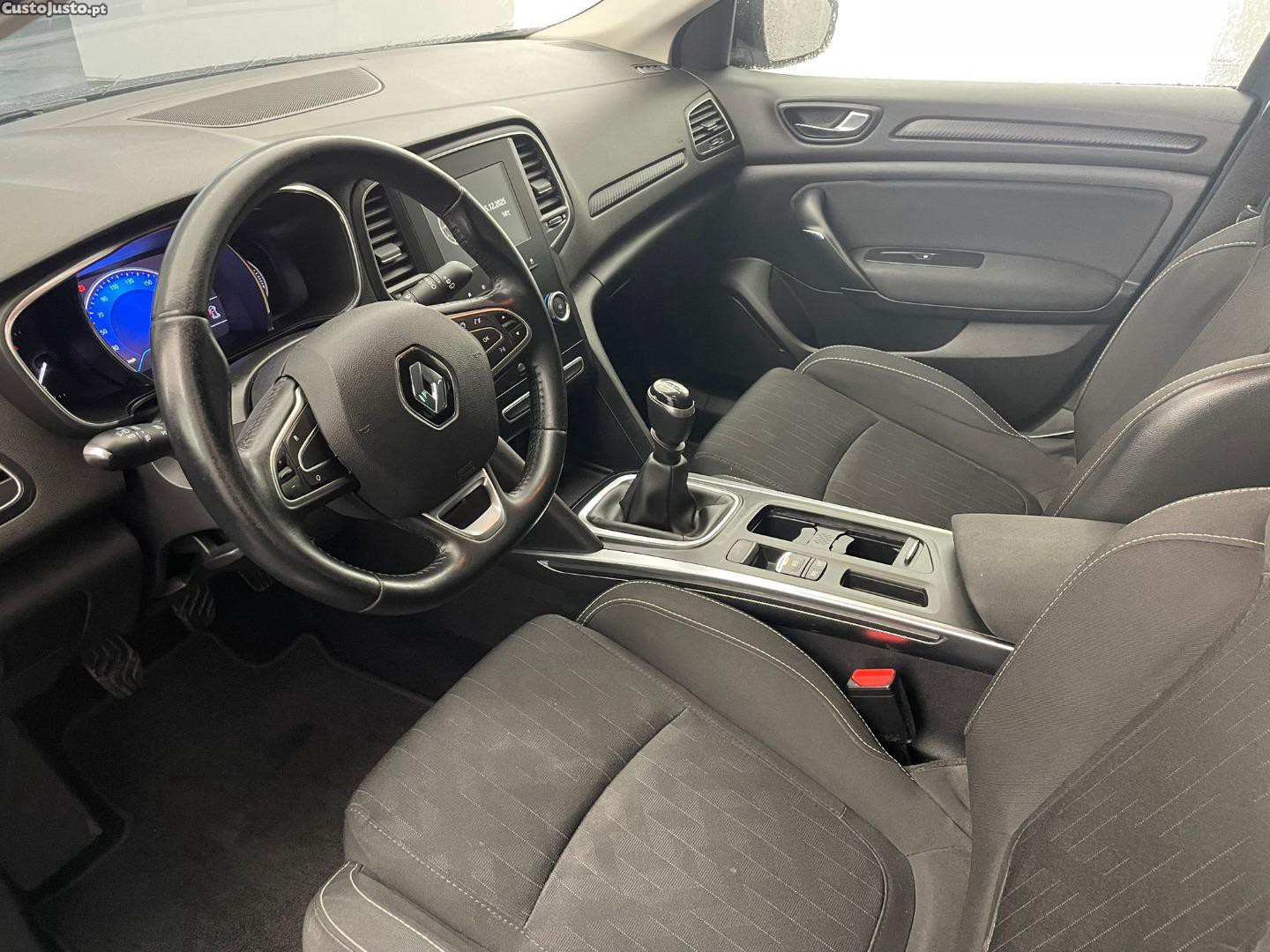 Renault Mégane ST 1.5 DCI LIMITED — fotografia 4