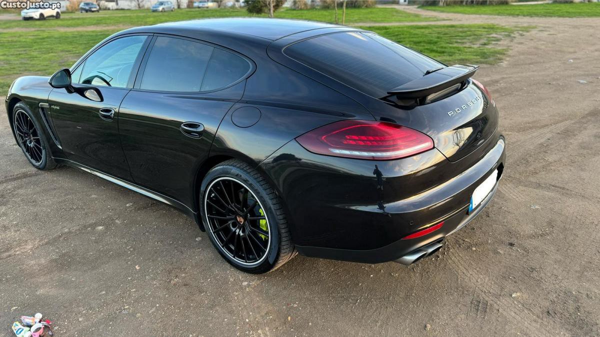 Porsche Panamera S E-Hybrid — fotografia 3