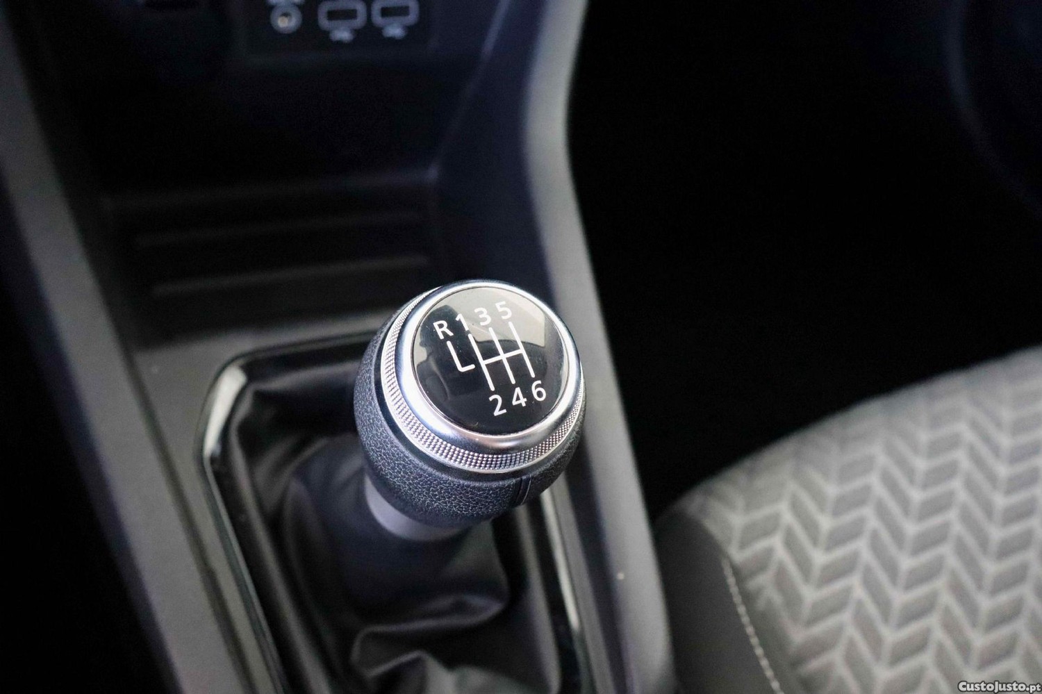 Renault Clio 1.0 TCe Evolution Bi-Fuel — fotografia 6