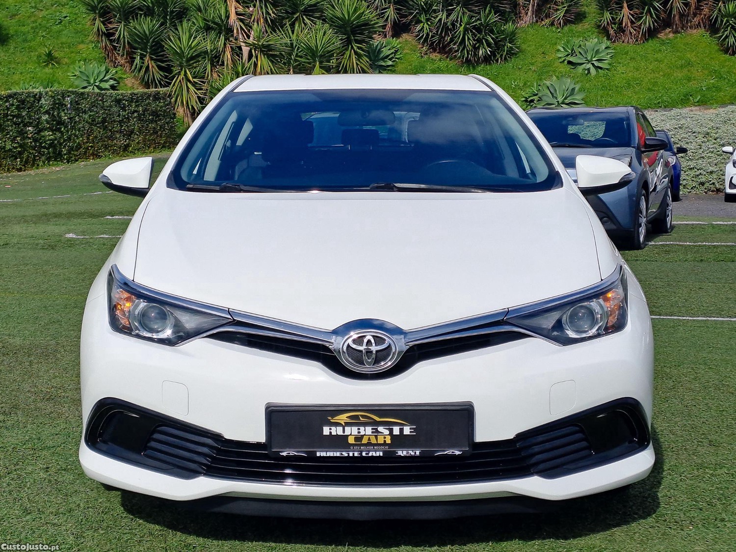 Toyota Auris 1.4 D4D ACTIVE + AC 90CV DIESEL 2015 - 15 foto 2