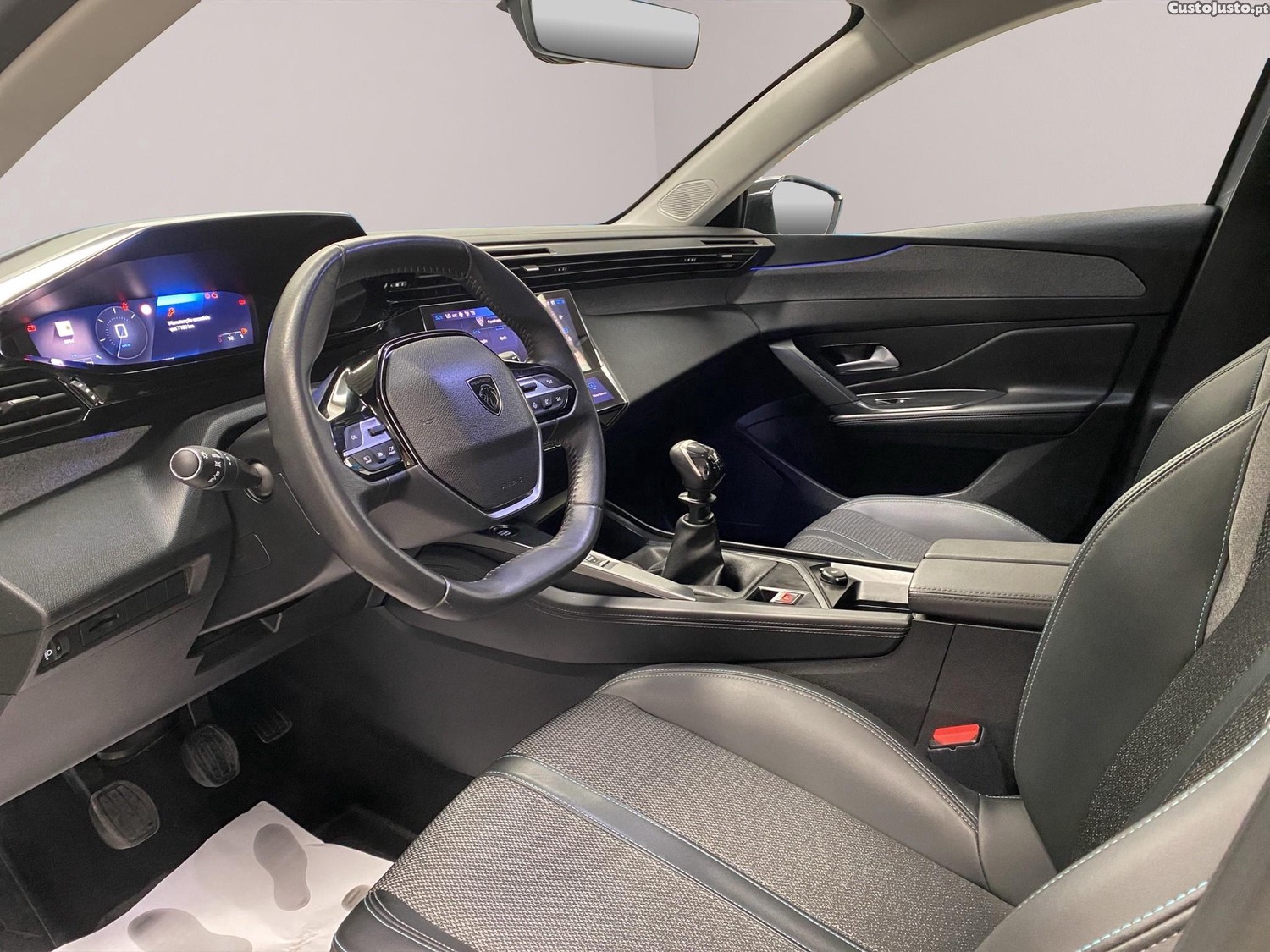 Peugeot 308 SW 1.5 BlueHDi Allure Pack — fotografia 14