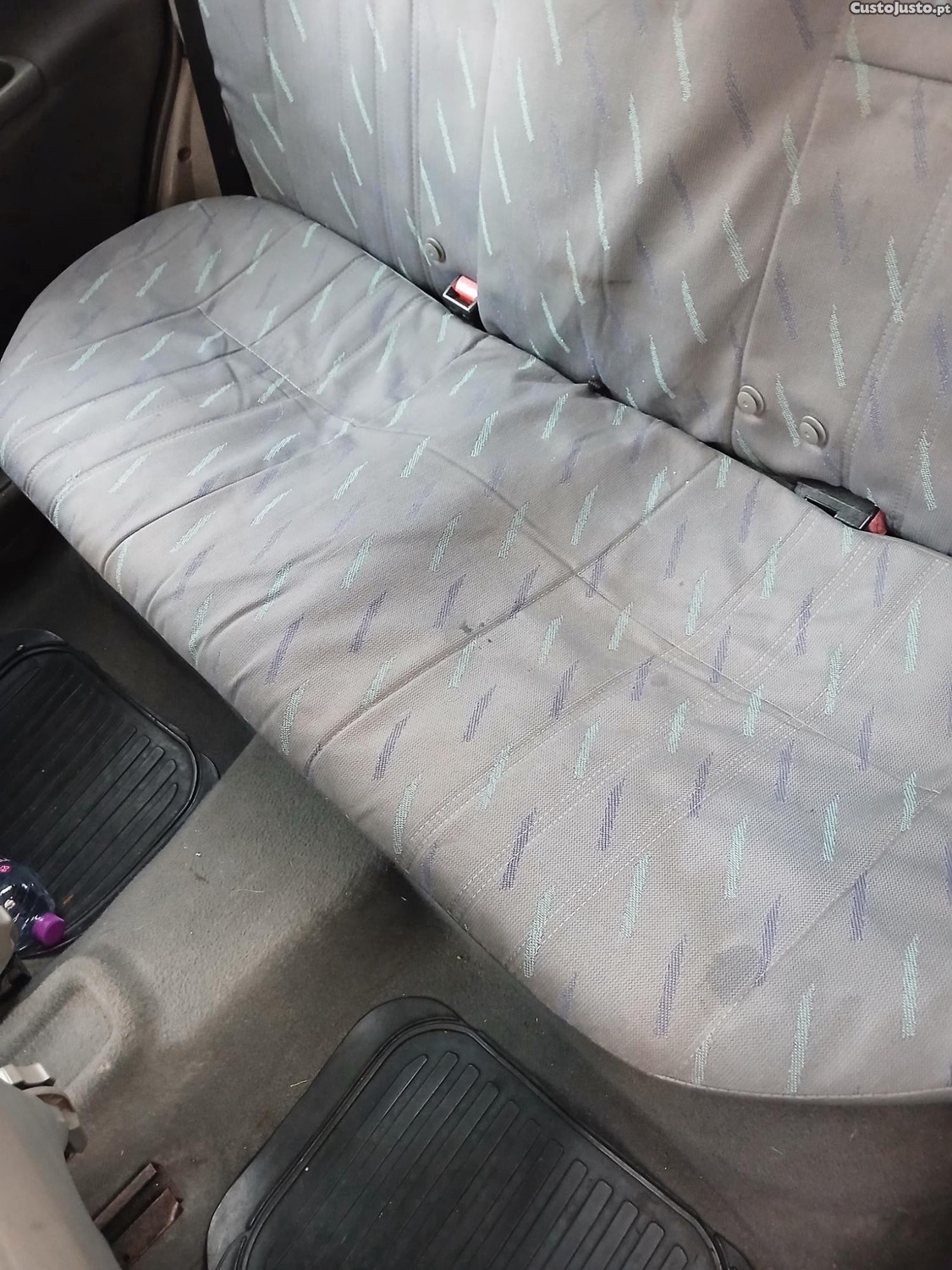 Opel Corsa 1.5D — fotografia 2