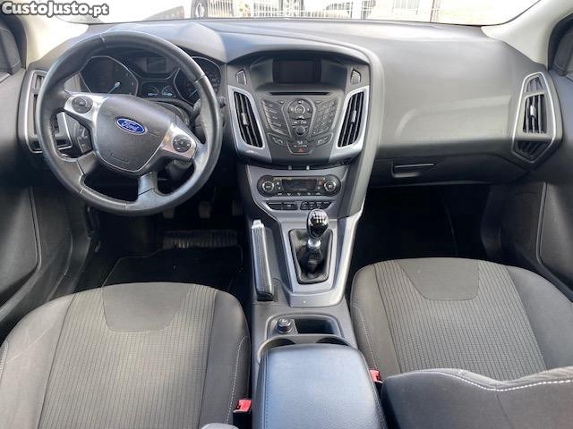 Ford Focus 1.6TDCITitanium 115 Cv — fotografia 5
