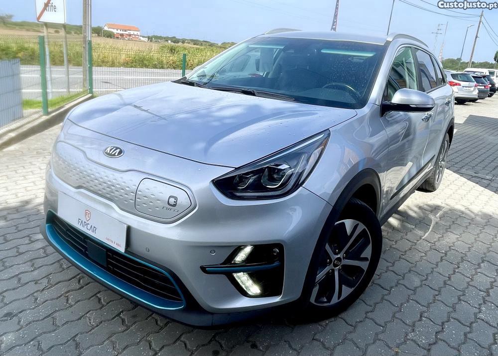 Kia e-Niro 64kWh Tech — fotografia 13