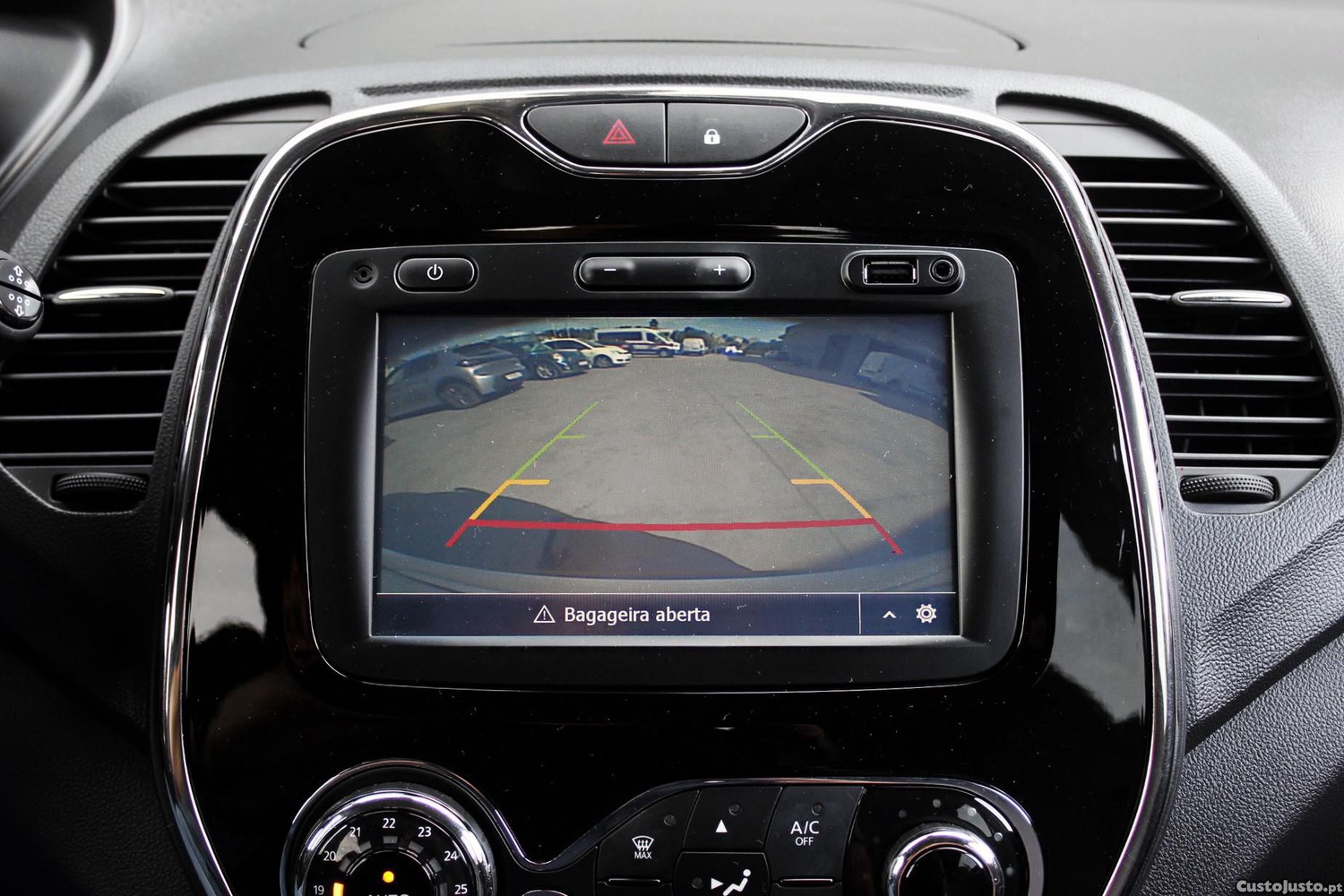 Renault Captur 1.5 dCi Exclusive — fotografia 4