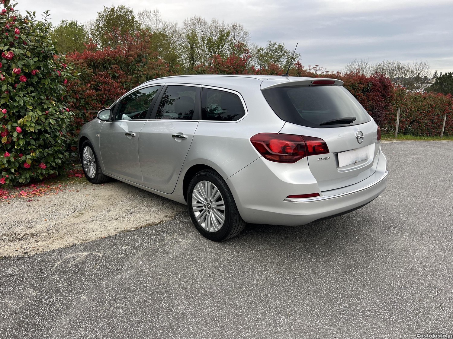 Opel Astra Sport Tourer — fotografia 7