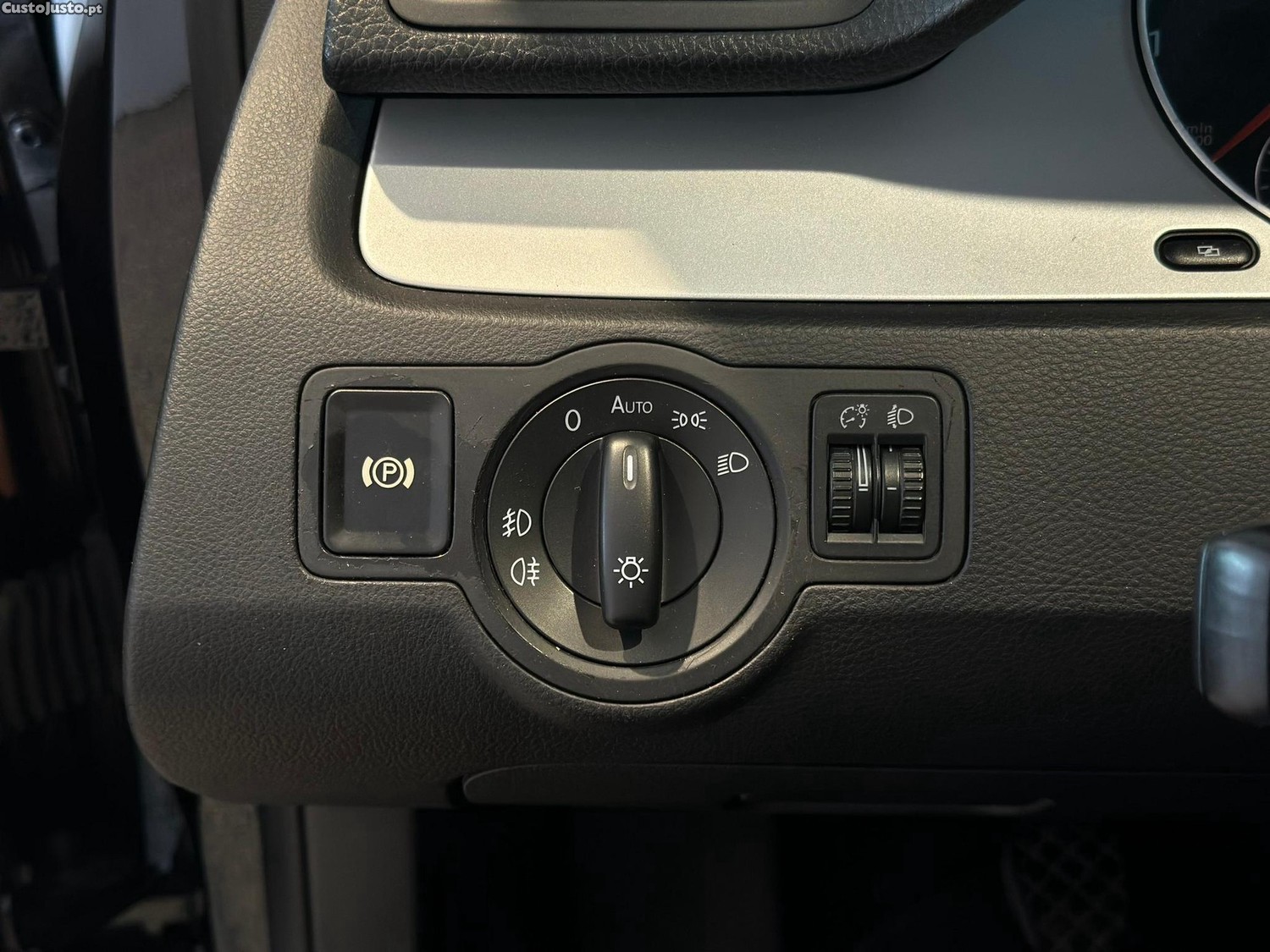 Volkswagen Passat 1.6 TDI Confortline BM — fotografia 19