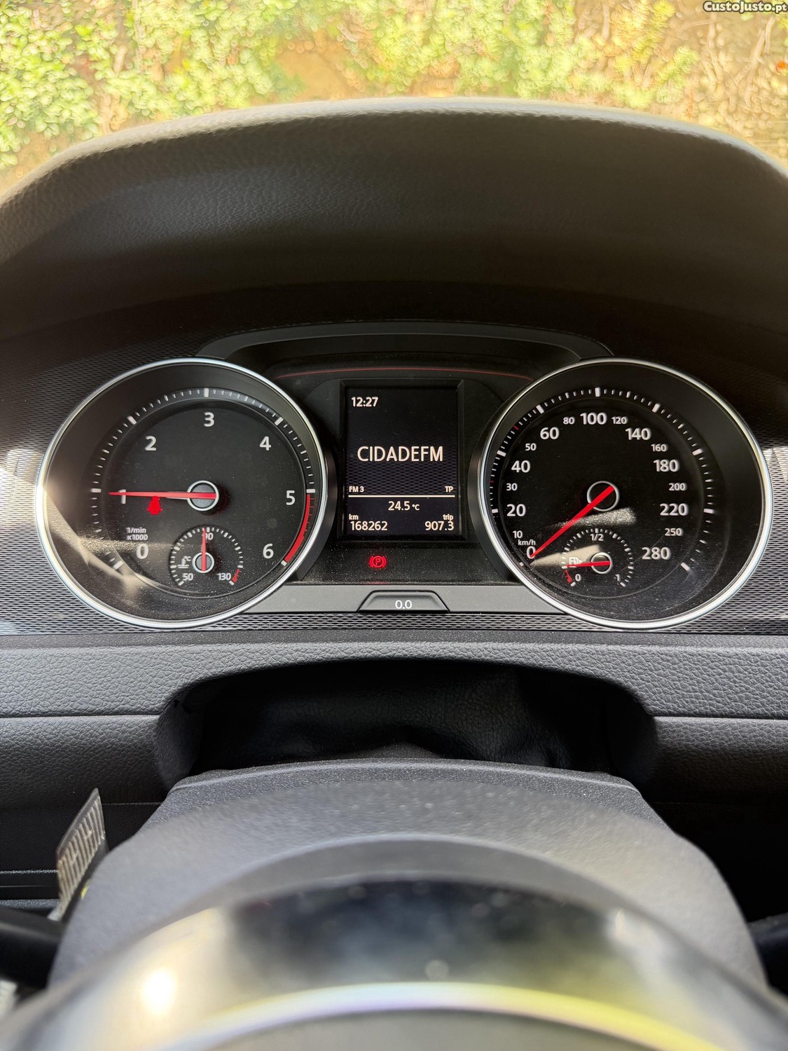 Volkswagen Golf GTD — fotografia 5