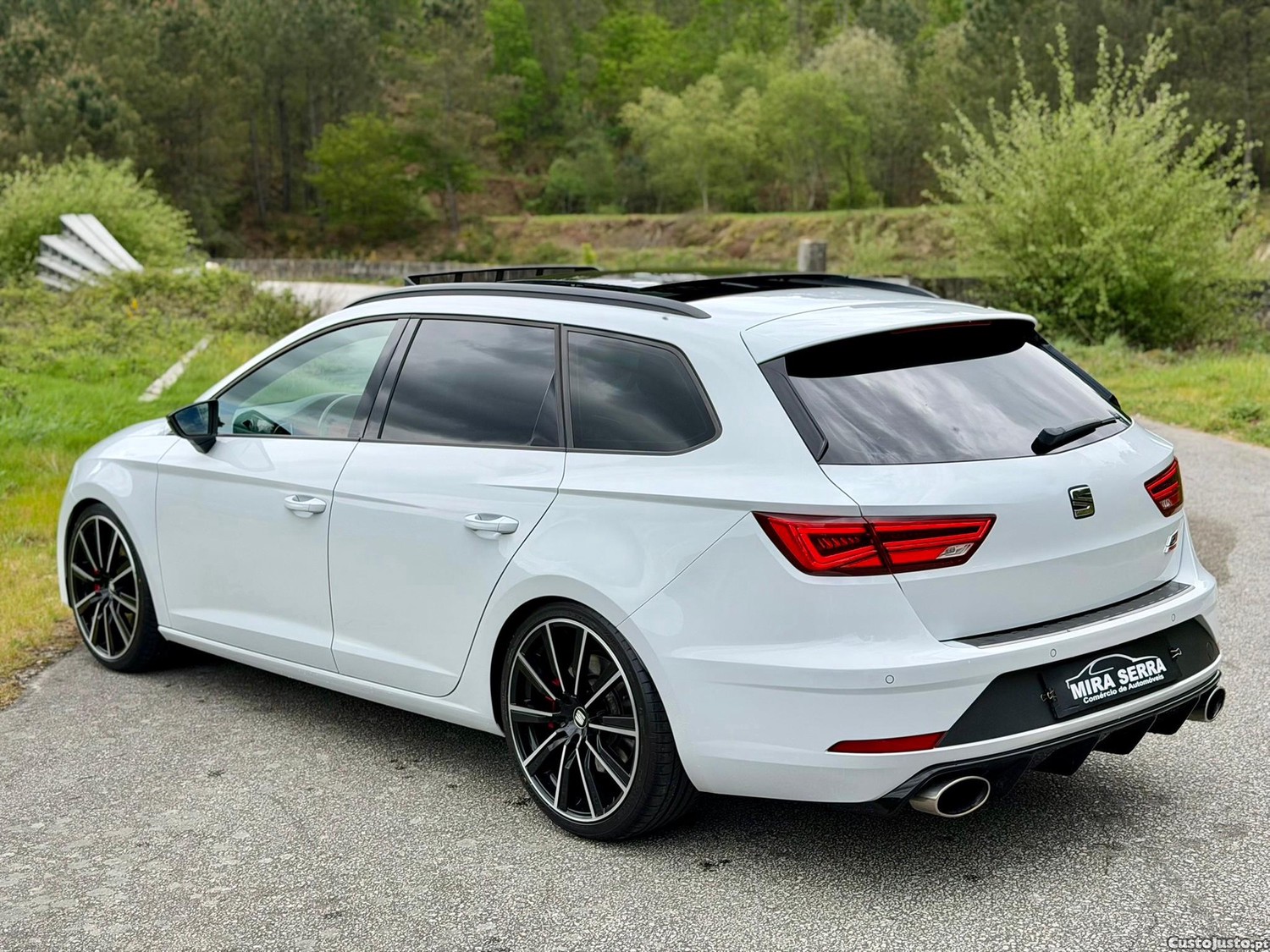 SEAT Leon 2.0 TSI Cupra 4Drive DSG S/S — fotografia 19