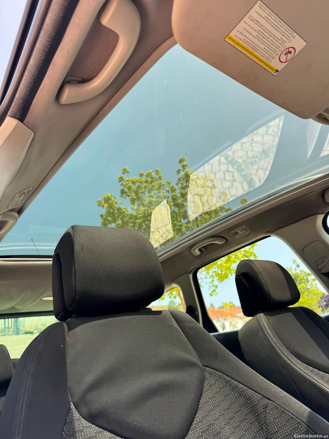 Peugeot 308 1.6 HDI 7 LUGARES — fotografia 8