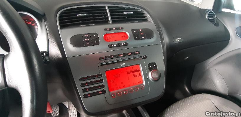 SEAT Altea Xl Stylance Style 1.9 TDI 105 CV — fotografia 10