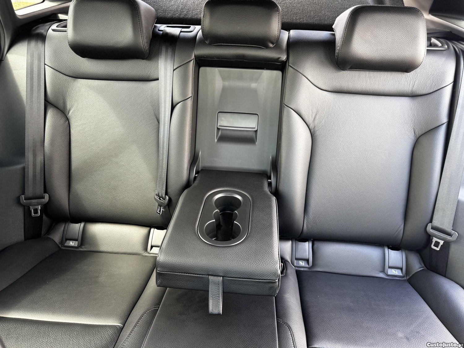 Volkswagen ID.4 Pro Performance — fotografia 5