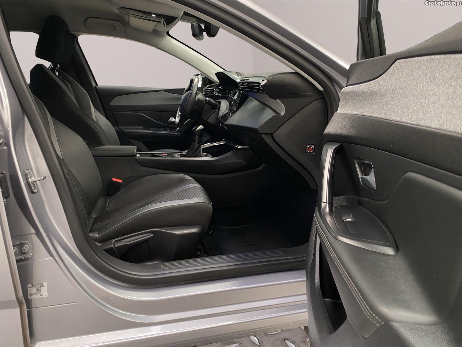 Peugeot 308 SW 1.5 BlueHDi Allure Pack — fotografia 8