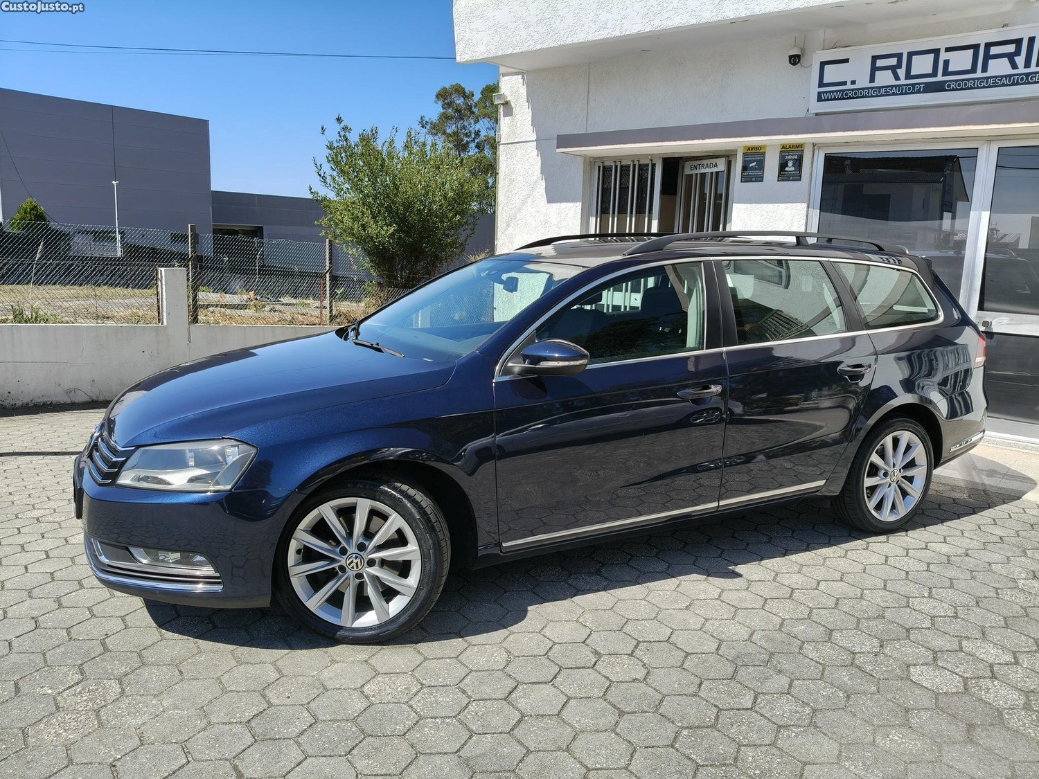 VW Passat Variant 1.6 TDi Bluemotion — photo 2