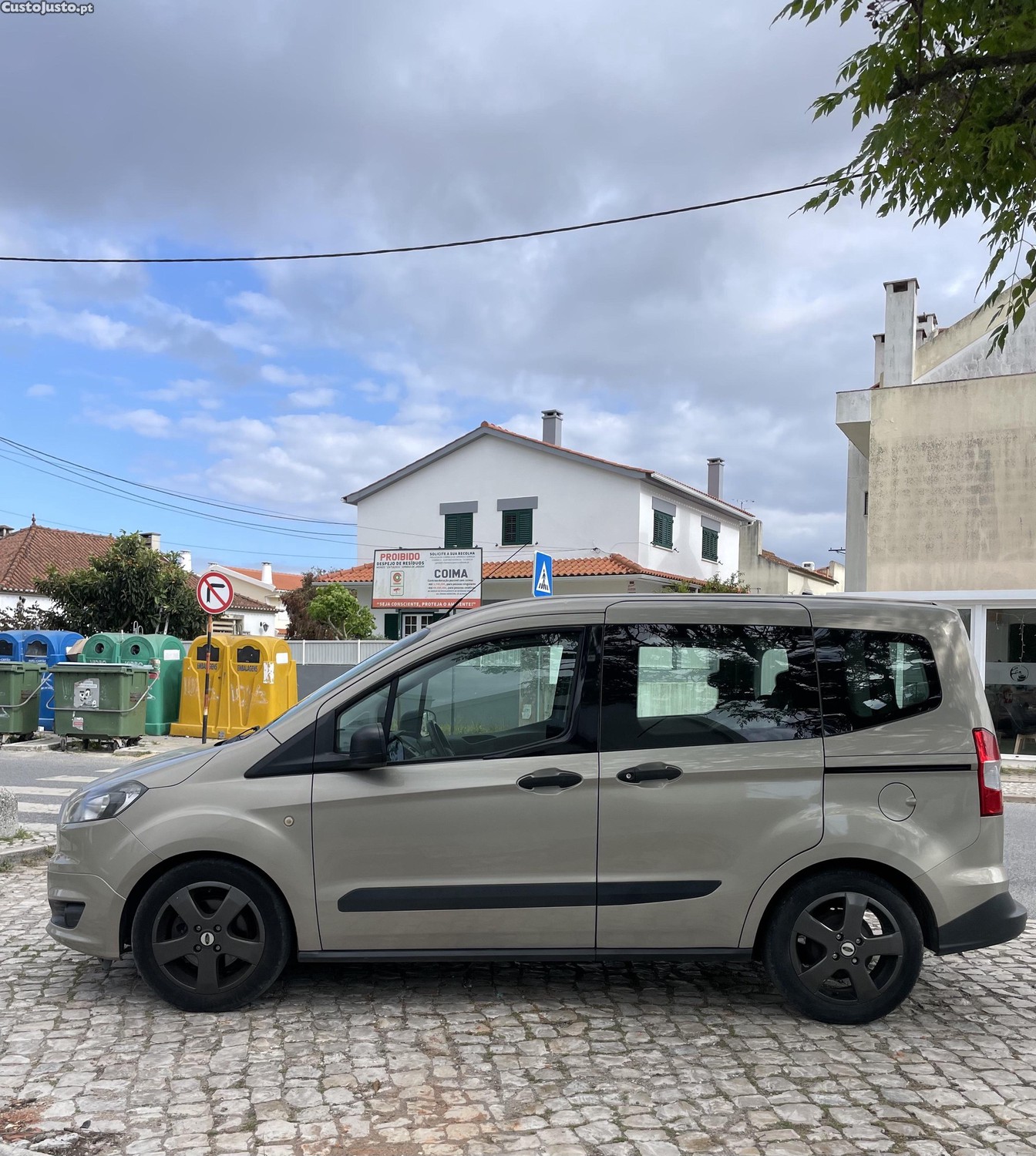 Ford Tourneo Courrier 1.5dti — fotografia 7